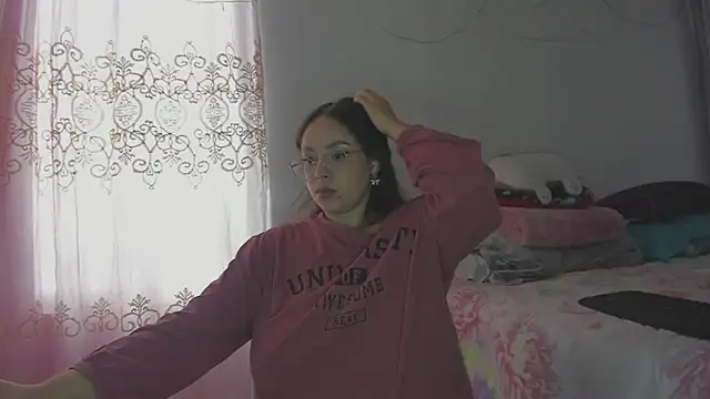 HARLEYNAPIER online show from 03-18-26, 07:39