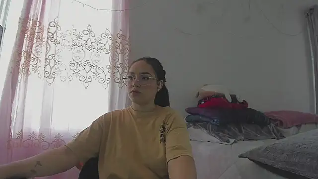 HARLEYNAPIER online show from 04-03-26, 04:05