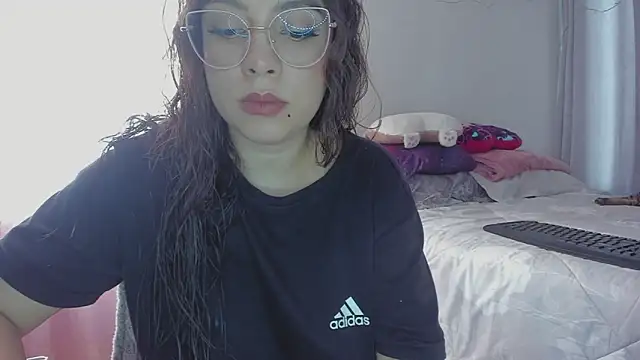 HARLEYNAPIER online show from 04-04-26, 09:01