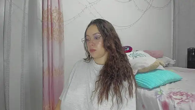 HARLEYNAPIER online show from 06-11-26, 12:32