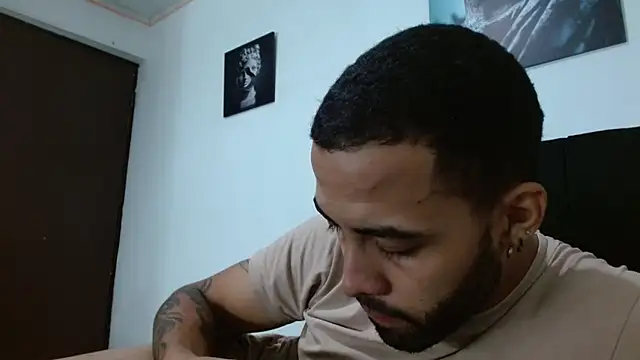 Hendry  online show from 02-05-25, 04:48