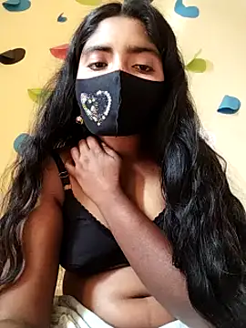 Snapshot of Lina-Rose chatting on 03-06-25, 04:08 Lina-Rose online show from 03-06-25, 04:08