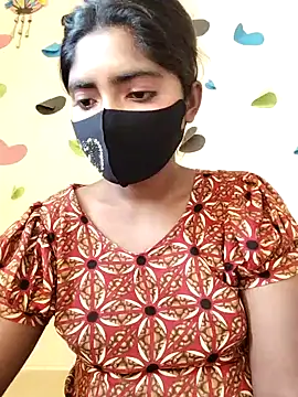 Snapshot of Lina-Rose chatting on 03-07-25, 09:18 Lina-Rose online show from 03-07-25, 09:18