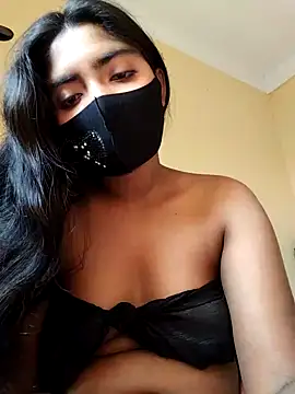 Snapshot of Lina-Rose chatting on 03-11-25, 07:37 Lina-Rose online show from 03-11-25, 07:37