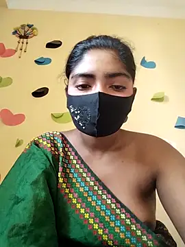 Snapshot of Lina-Rose chatting on 03-19-25, 10:44 Lina-Rose online show from 03-19-25, 10:44