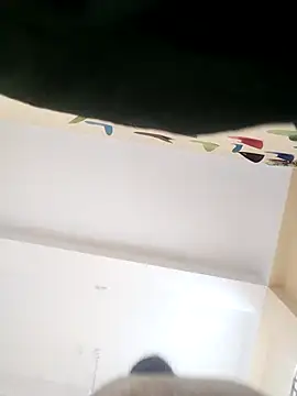 Snapshot of Lina-Rose chatting on 03-21-25, 07:33 Lina-Rose online show from 03-21-25, 07:33