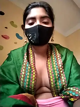 Snapshot of Lina-Rose chatting on 03-22-25, 04:03 Lina-Rose online show from 03-22-25, 04:03