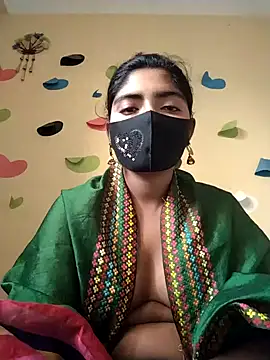 Snapshot of Lina-Rose chatting on 03-23-25, 12:47 Lina-Rose online show from 03-23-25, 12:47