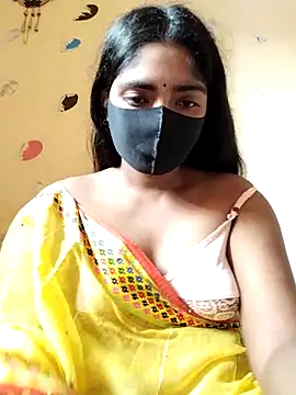 Snapshot of Lina-Rose chatting on 09-10-25, 01:16 Lina-Rose online show from 09-10-25, 01:16