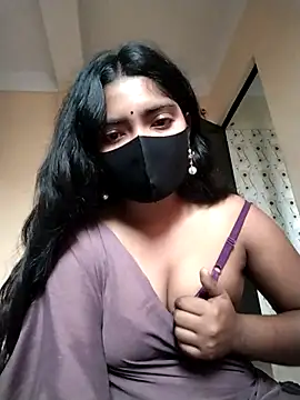 Snapshot of Lina-Rose chatting on 09-24-25, 12:36 Lina-Rose online show from 09-24-25, 12:36