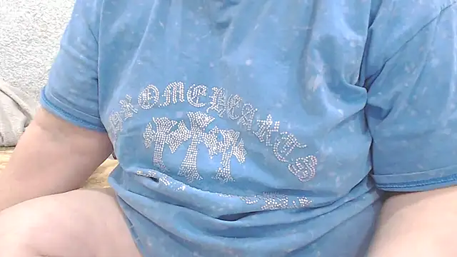 Snapshot of Cute_Cat777 chatting on 02-20-25, 03:56 Cute Cat777 online show from 02-20-25, 03:56