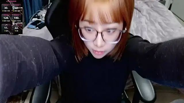 Angelababy001 online show from 01-16-25, 02:19