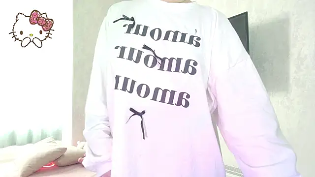 Snapshot of QuinEstel chatting on 02-08-25, 04:25 QuinEstel online show from 02-08-25, 04:25