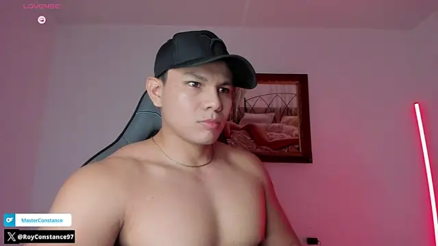 Snapshot of RoyConstance chatting on 09-27-25, 04:28 RoyConstance online show from 09-27-25, 04:28