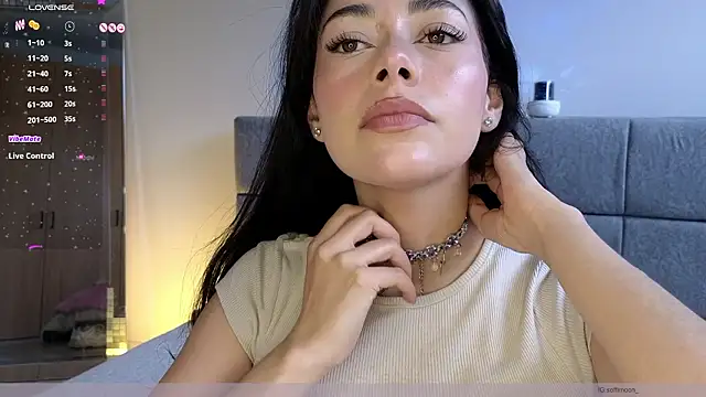 Snapshot of Soffimoon_ chatting on 03-06-26, 09:00 Soffimoon online show from 03-06-26, 09:00