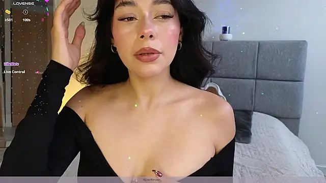 Snapshot of Soffimoon_ chatting on 03-24-26, 08:58 Soffimoon online show from 03-24-26, 08:58