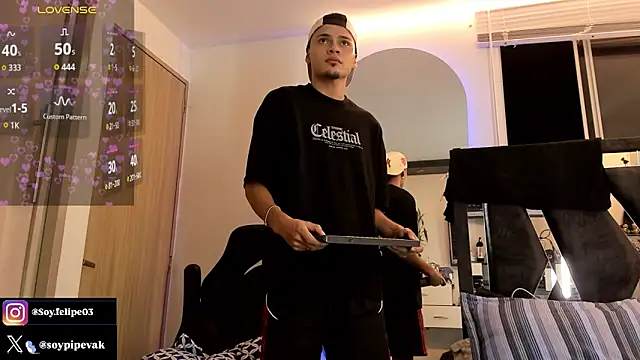 soyander03  online show from 03-14-26, 07:58