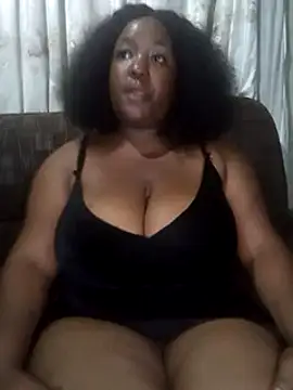 Snapshot of Missmoox24 chatting on 01-03-25, 10:29 Missmoox24 online show from 01-03-25, 10:29