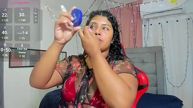 valentina 0  online show from 01-30-25, 03:55