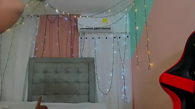 valentina 0  online show from 03-02-25, 02:08