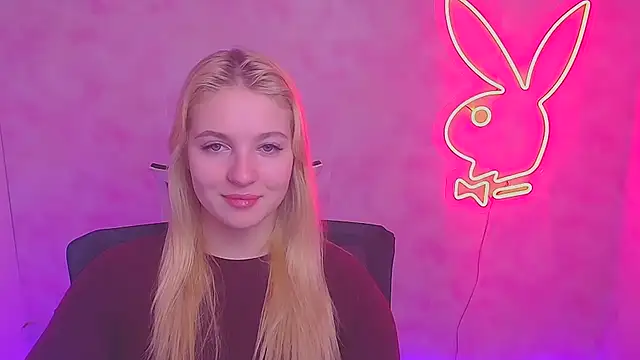 Snapshot of Milka_kiss_ chatting on 02-04-25, 07:07 Milka kiss  online show from 02-04-25, 07:07