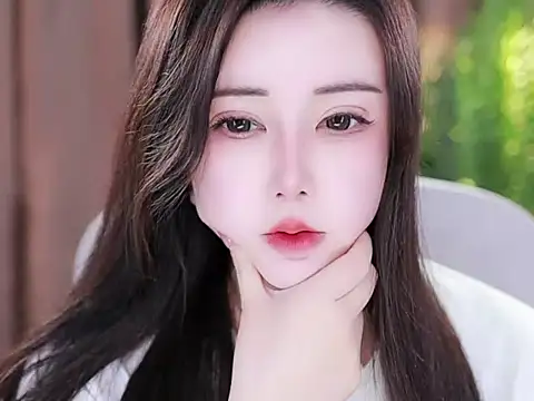 Qiaoqiao  online show from 02-11-25, 10:15