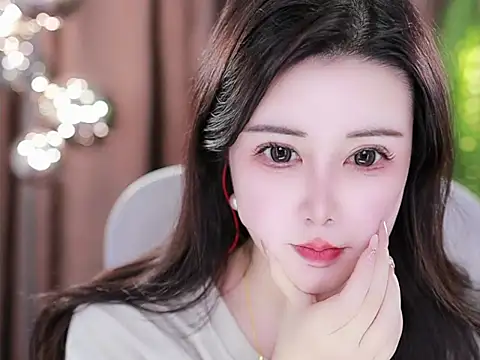 Qiaoqiao  online show from 02-15-25, 01:16