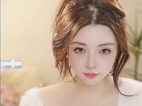 Qiaoqiao  online show from 03-18-26, 10:29