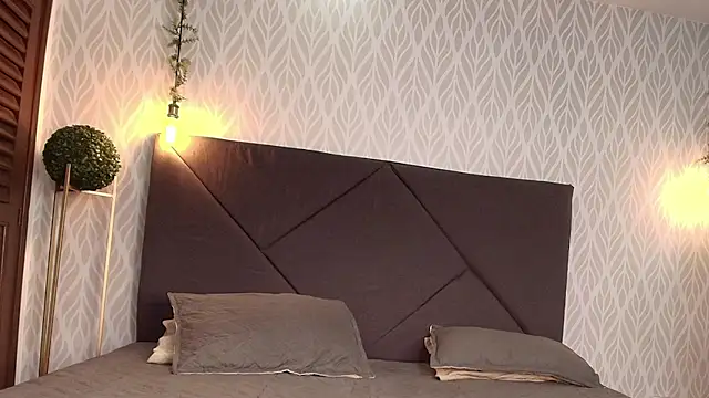 Snapshot of flavia_cruz chatting on 11-11-25, 07:25 flavia cruz online show from 11-11-25, 07:25