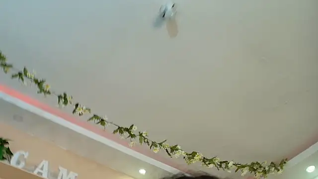 Snapshot of flavia_cruz chatting on 12-04-25, 07:00 flavia cruz online show from 12-04-25, 07:00