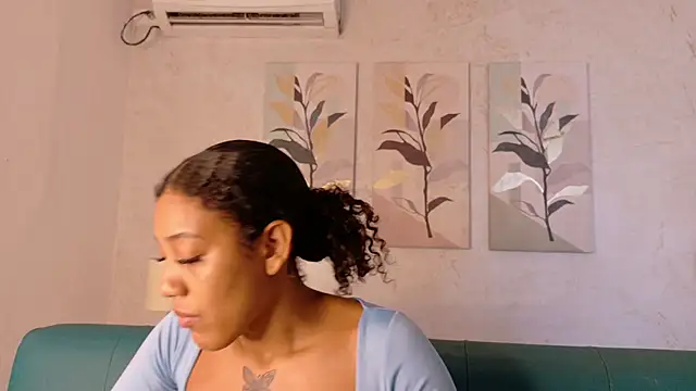 flavia cruz online show from 04-14-26, 12:22