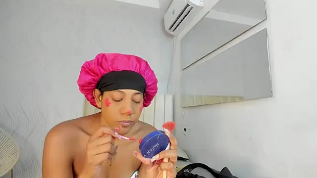 Snapshot of flavia_cruz chatting on 05-07-26, 12:32 flavia cruz online show from 05-07-26, 12:32