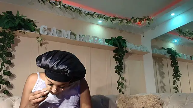 Snapshot of flavia_cruz chatting on 05-20-26, 12:33 flavia cruz online show from 05-20-26, 12:33