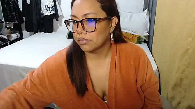 rainhavenus2024 online show from 09-23-25, 11:02