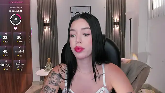 Snapshot of zoee_jackson chatting on 06-01-26, 07:37 zoee jackson online show from 06-01-26, 07:37