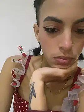 Snapshot of LilitRobins chatting on 02-15-25, 01:10 LilitRobins online show from 02-15-25, 01:10