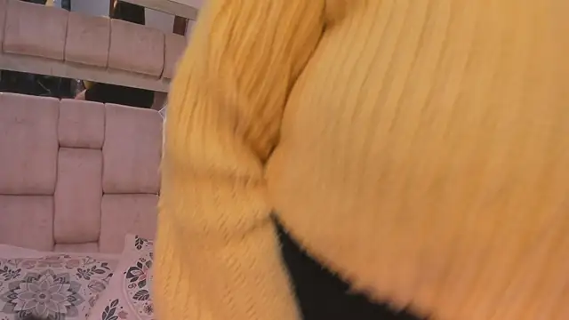 MirandaDream2 online show from 12-17-25, 01:06