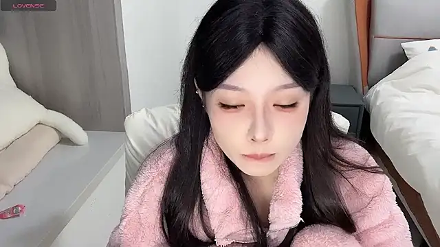 Q-ing online show from 12-04-24, 08:12