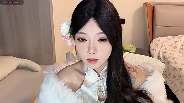 Q-ing online show from 12-19-24, 03:08