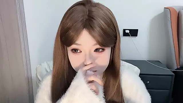 Q-ing online show from 02-25-25, 03:05