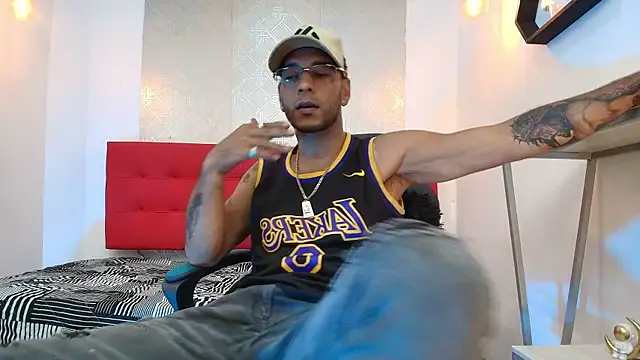 Andrey u92 online show from 09-20-25, 07:37