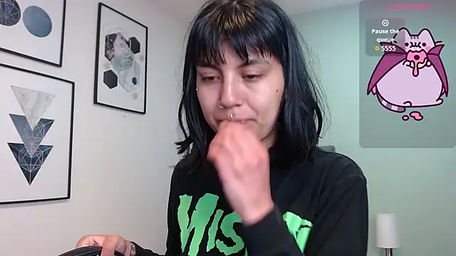 amy adams1 online show from 09-19-25, 04:36