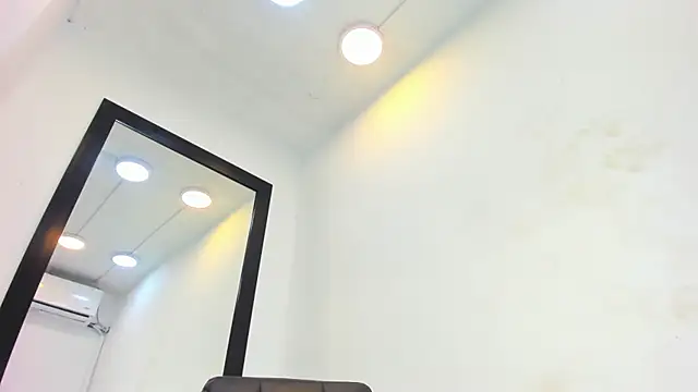 vera candella online show from 04-14-26, 09:48