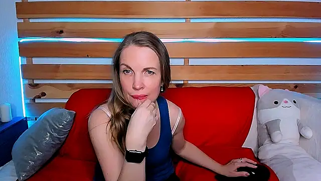 Nora Adamss online show from 03-15-25, 01:52