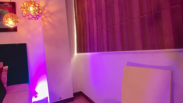 SabrinaWarrenn online show from 12-04-24, 12:03