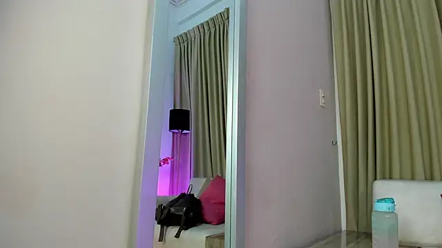 SabrinaWarrenn online show from 02-03-25, 11:53