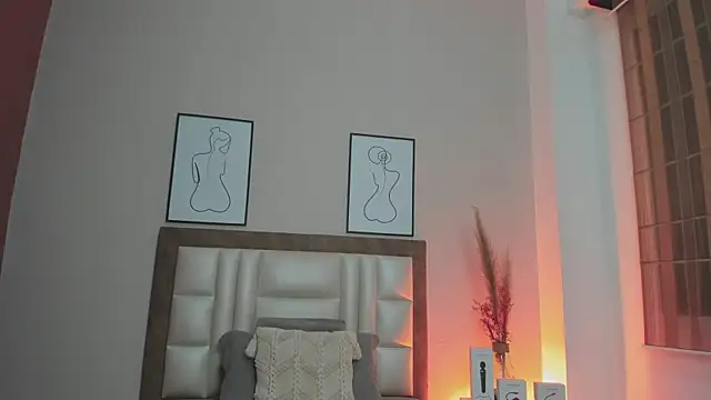 SabrinaWarrenn online show from 09-09-25, 12:43