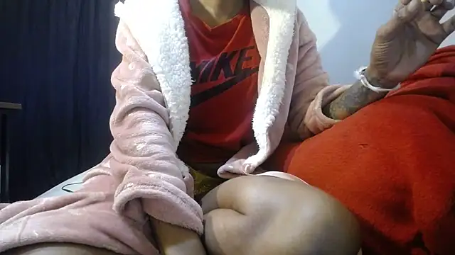 Snapshot of Carameldip chatting on 05-07-26, 04:23 Carameldip online show from 05-07-26, 04:23