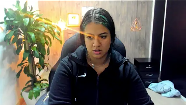 Xisu  online show from 02-19-25, 03:50