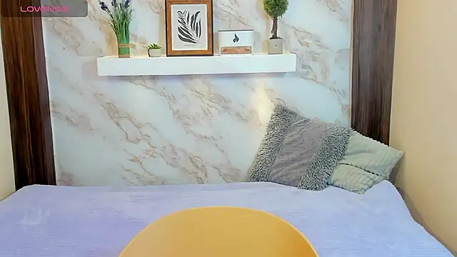 AmyBarton02 online show from 12-02-25, 05:30